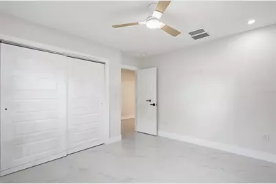 8118 Tanglewood Lane, Tampa, FL 33615 - Photo 23