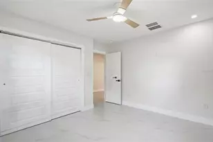 8118 Tanglewood Ln, Tampa, FL 33615 - Photo 23