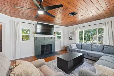 517 Avery Avenue, Crystal Beach, FL 34681 - Photo 3