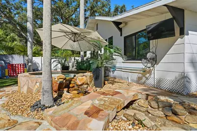 517 Avery Avenue, Crystal Beach, FL 34681 - Photo 35
