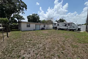 3222 Welborn Way, Tampa, FL 33619 - Photo 17