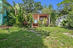 12320 Woodleigh Ave, Tampa, FL 33612 - Photo 15