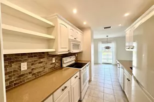 1610 Berwick Ct, Palm Harbor, FL 34684 - Photo 7