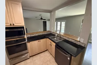 205 Tracy Way, Lakeland, FL 33809 - Photo 9