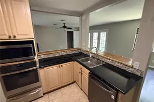 205 Tracy Way, Lakeland, FL 33809 - Photo 9