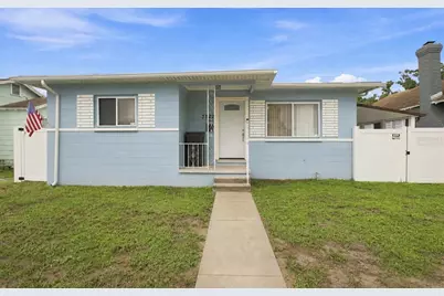 3827 38th Avenue N, Saint Petersburg, FL 33713 - Photo 1