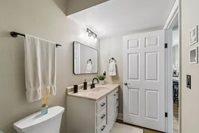 4115 Chatham Oak Court #201, Tampa, FL 33624 - Photo 33