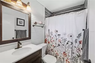 1570 Club Dr, Tarpon Springs, FL 34689 - Photo 19