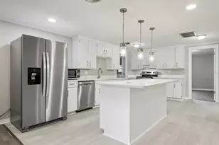 1018 Osprey Ct, Dunedin, FL 34698 - Photo 11