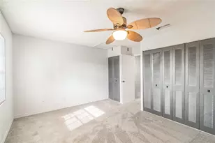 4907 W McElroy Ave, Tampa, FL 33611 - Photo 9