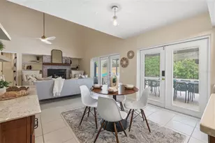 11007 Theresa Arbor Dr, Tampa, FL 33617 - Photo 19