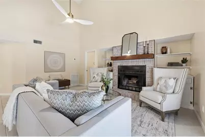 11007 Theresa Arbor Drive, Tampa, FL 33617 - Photo 17