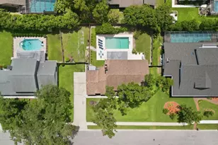 11007 Theresa Arbor Dr, Tampa, FL 33617 - Photo 59