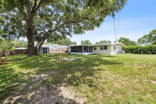 2287 Manor Blvd N, Clearwater, FL 33765 - Photo 37