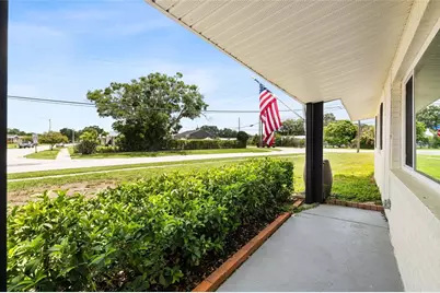 2287 Manor Boulevard N, Clearwater, FL 33765 - Photo 17