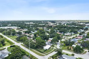 2287 Manor Blvd N, Clearwater, FL 33765 - Photo 45
