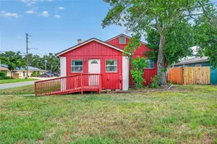 2600 25th Ave N, Saint Petersburg, FL 33713 - Photo 1