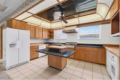 2600 25th Avenue N, Saint Petersburg, FL 33713 - Photo 13
