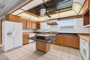 2600 25th Ave N, Saint Petersburg, FL 33713 - Photo 13