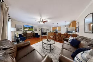 1005 Highgrove Ct, Valrico, FL 33596 - Photo 15