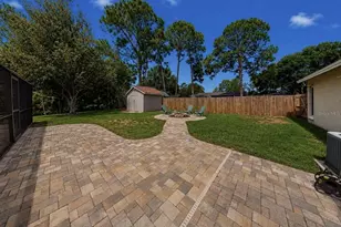 1005 Highgrove Ct, Valrico, FL 33596 - Photo 27
