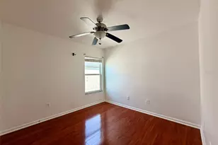 26613 Castleview Way, Wesley Chapel, FL 33544 - Photo 31
