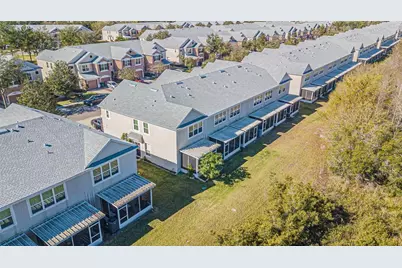 26613 Castleview Way, Wesley Chapel, FL 33544 - Photo 11