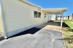 7028 Mt Jupiter Dr NE, Saint Petersburg, FL 33702 - Photo 17