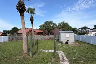 11748 Oceanspray Blvd, Englewood, FL 34224 - Photo 19