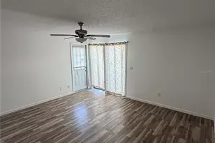 11748 Oceanspray Blvd, Englewood, FL 34224 - Photo 15
