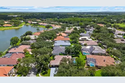 9145 Highland Ridge Way, Tampa, FL 33647 - Photo 45