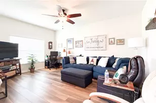 1947 Altavista Cir, Lakeland, FL 33810 - Photo 7