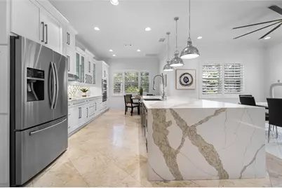 4802 W Beachway Drive, Tampa, FL 33609 - Photo 7
