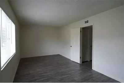 6450 78th Avenue N #38, Pinellas Park, FL 33781 - Photo 13