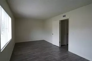 6450 78th Ave N, Pinellas Park, FL 33781 - Photo 13