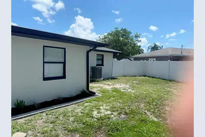 3780 51st Street N, Saint Petersburg, FL 33710 - Photo 21