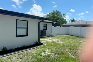 3780 51st St N, Saint Petersburg, FL 33710 - Photo 21