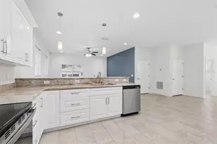 730 8th Ave NE, Largo, FL 33770 - Photo 13