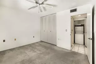 11210 Carriage Hill Dr, Port Richey, FL 34668 - Photo 17