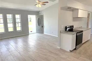 11113 Carnegie Ave, Englewood, FL 34224 - Photo 3