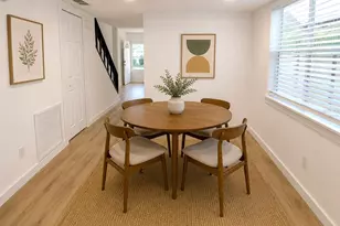 8711 Cobbler Pl, Tampa, FL 33615 - Photo 9