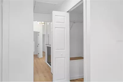 8711 Cobbler Place, Tampa, FL 33615 - Photo 25