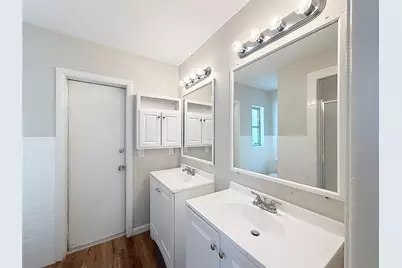 7123 Woodfield Drive, Tampa, FL 33617 - Photo 15