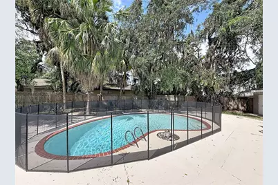 7123 Woodfield Drive, Tampa, FL 33617 - Photo 27