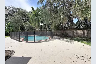 7123 Woodfield Drive, Tampa, FL 33617 - Photo 23