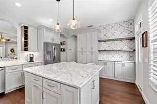 9613 W Park Village Dr, Tampa, FL 33626 - Photo 9
