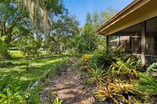 16509 Round Oak Dr, Tampa, FL 33618 - Photo 45