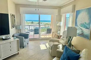 11605 Gulf Blvd, Treasure Island, FL 33706 - Photo 7