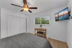 3295 57th St N, Saint Petersburg, FL 33710 - Photo 25