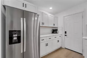3295 57th St N, Saint Petersburg, FL 33710 - Photo 17